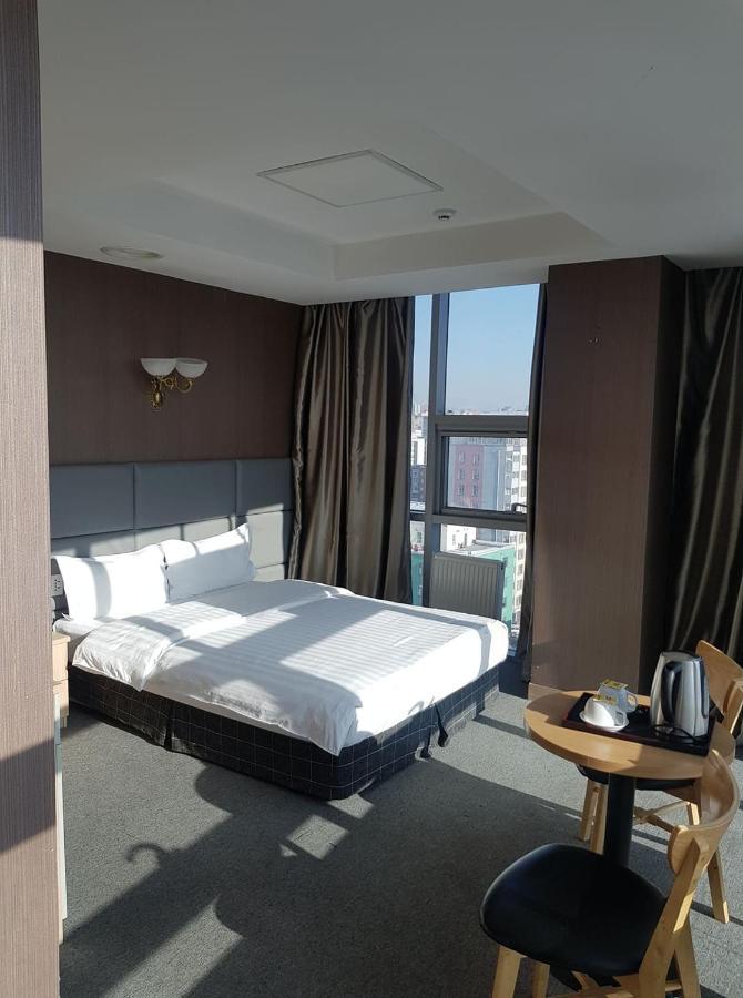 J Hotel Ulánbátar Exteriér fotografie